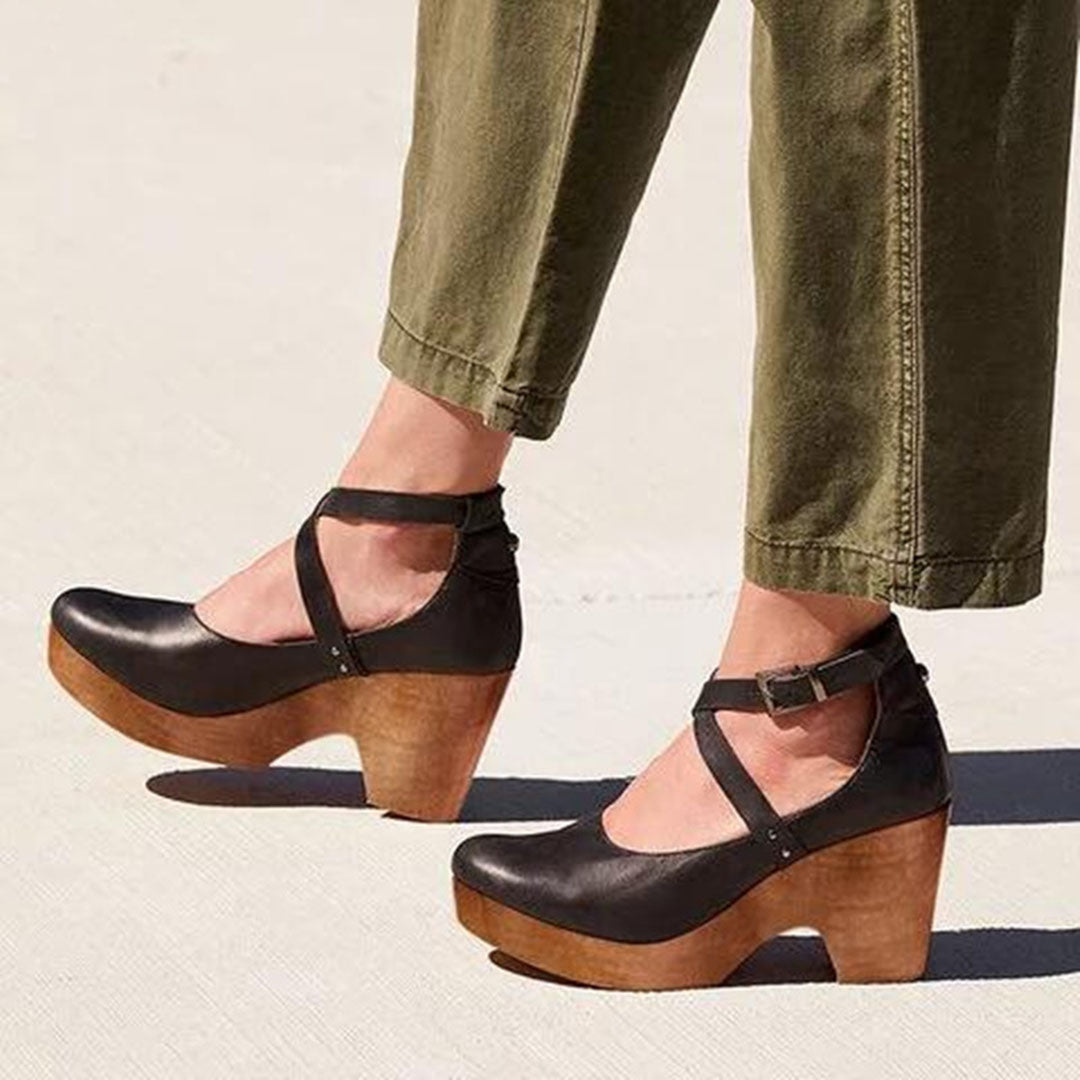 Siena Gesloten Teen Wedge Hakken