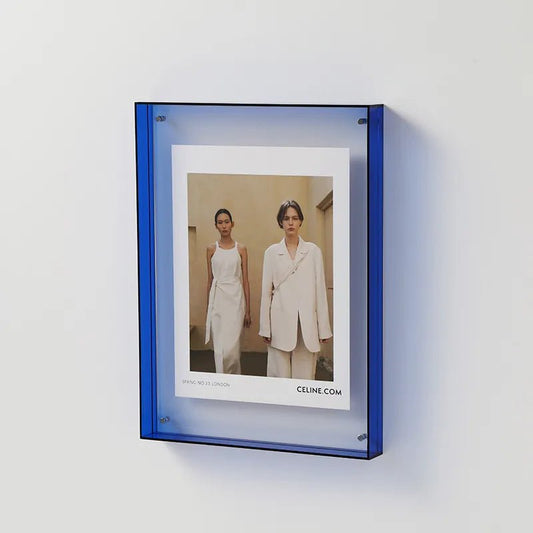 Transparante Fotolijst van Gekleurd Acryl – Modern en Elegant Design