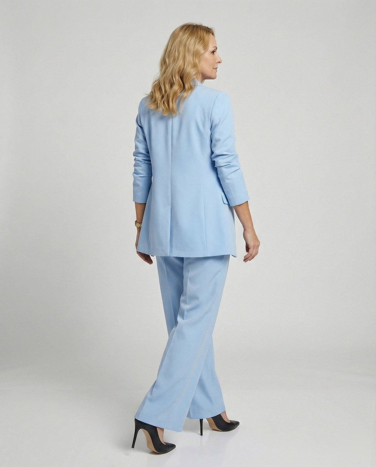 Tweedelige damesset met blazer en broek