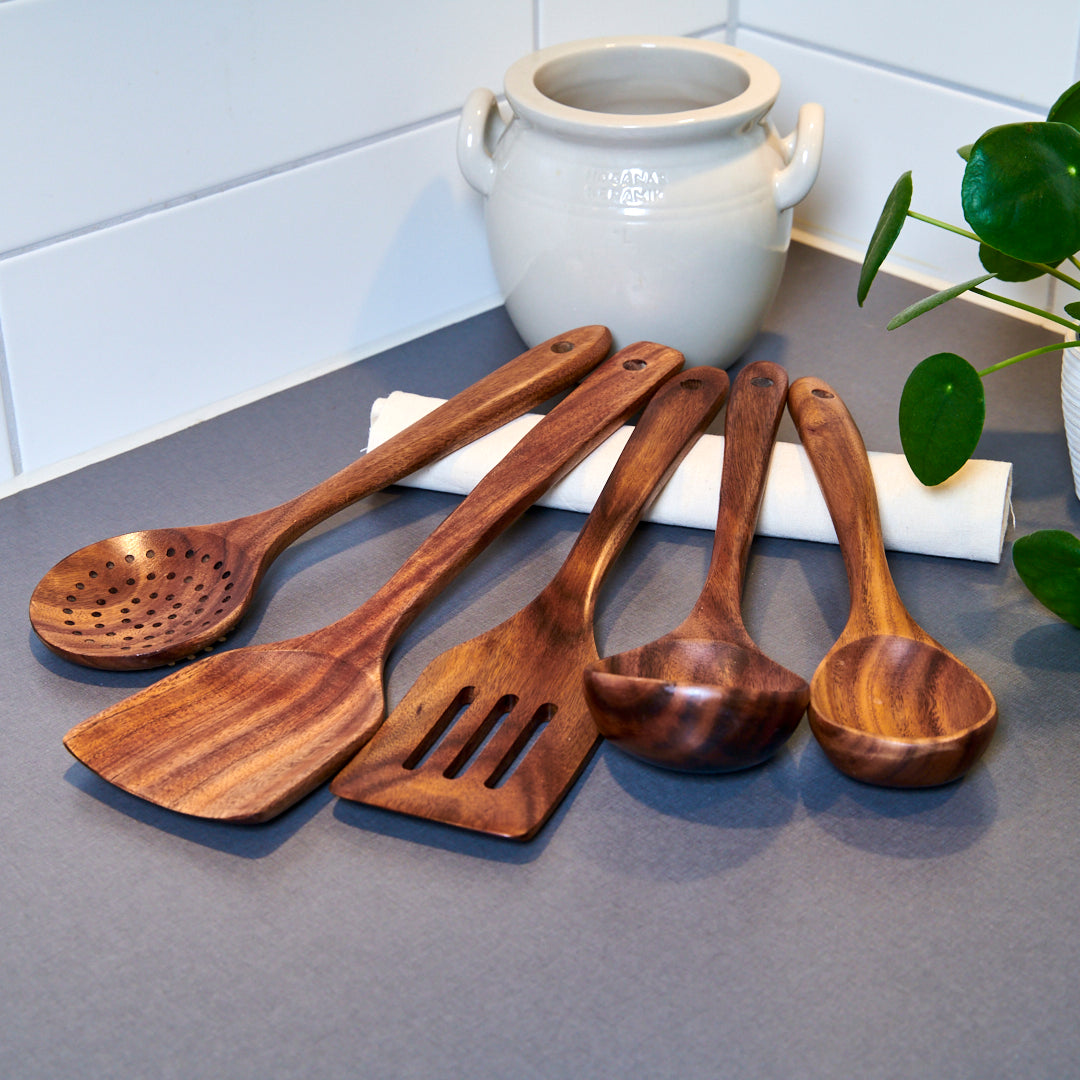 Walnoten Keukengerei Set (5 Stukken)