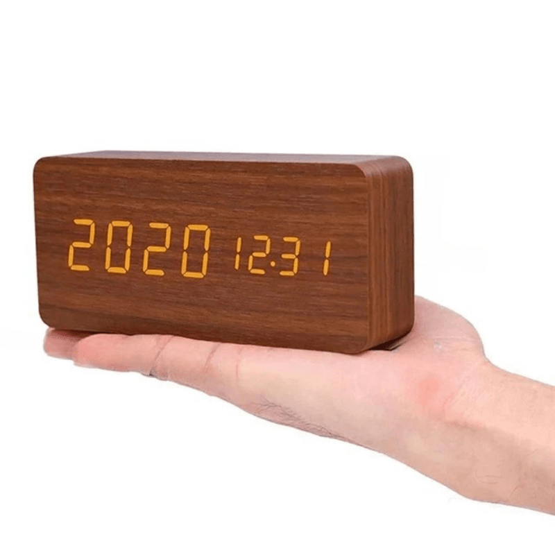 WOODSENSE – LED Houten Klok met Stemcontrole voor Stijlvolle Tijdweergave